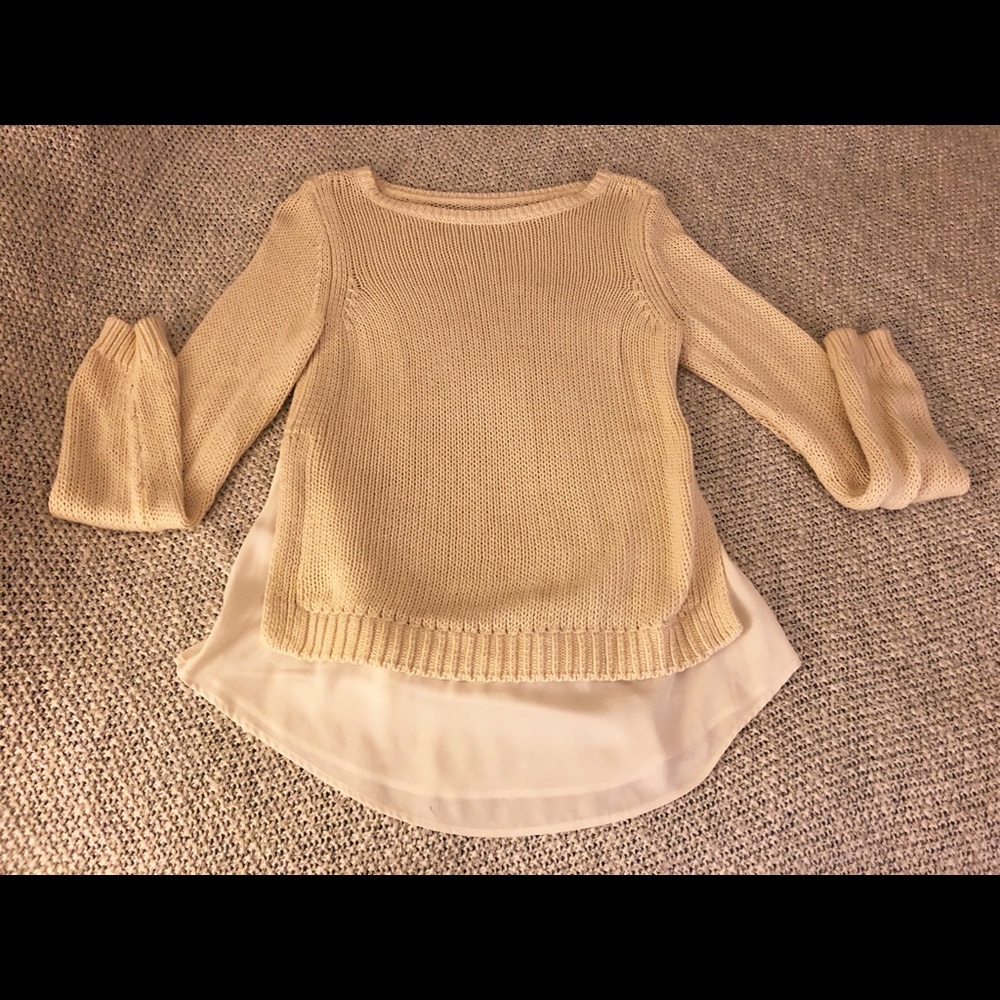 🛍3 for 25 🛍The Loft Sweater